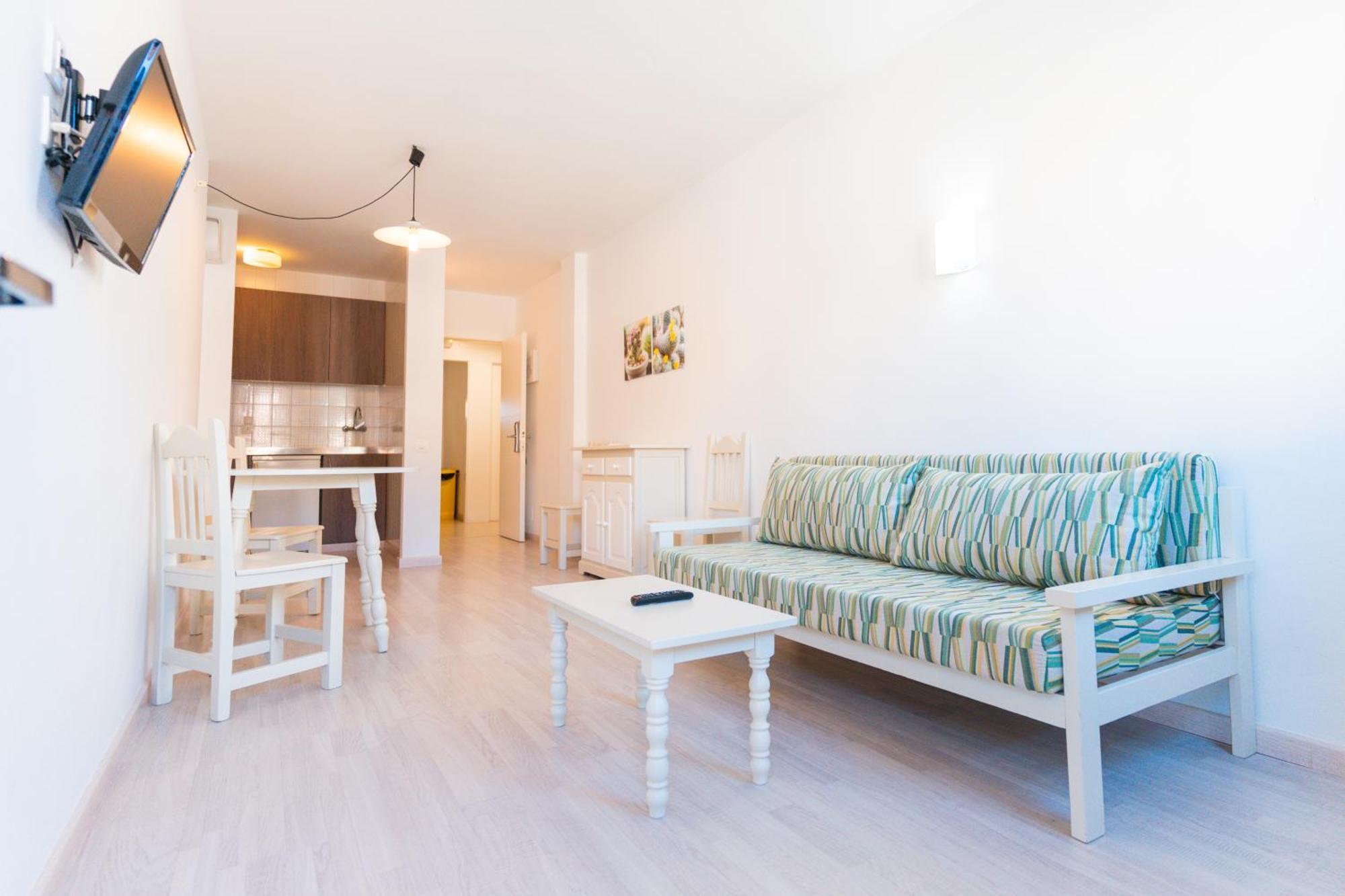 Apartamentos Loar Ferreries Exteriör bild